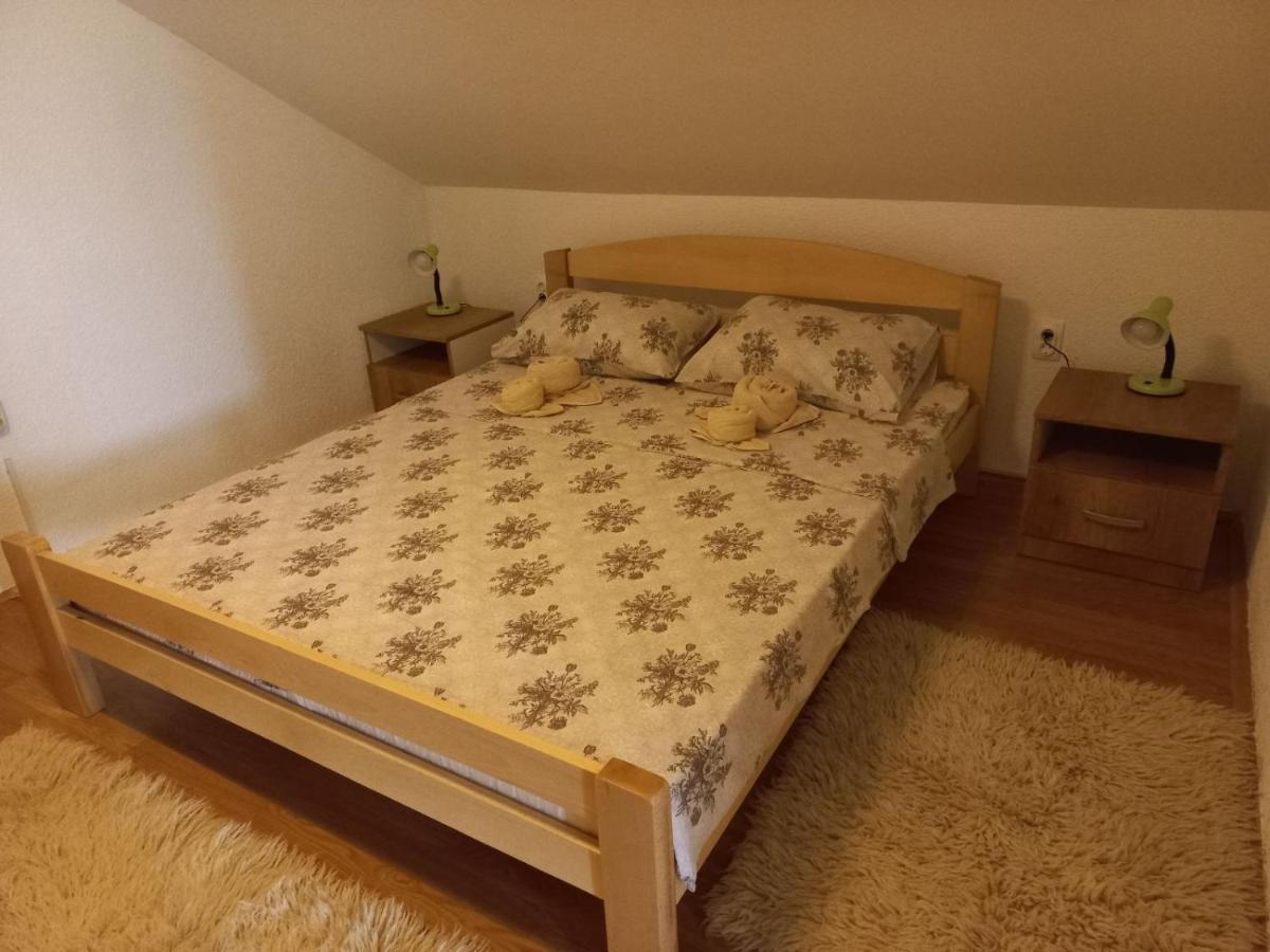 Apartman Sasa Враня Екстериор снимка