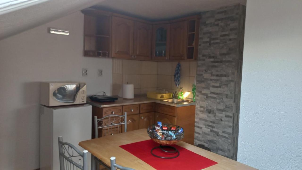 Apartman Sasa Враня Екстериор снимка
